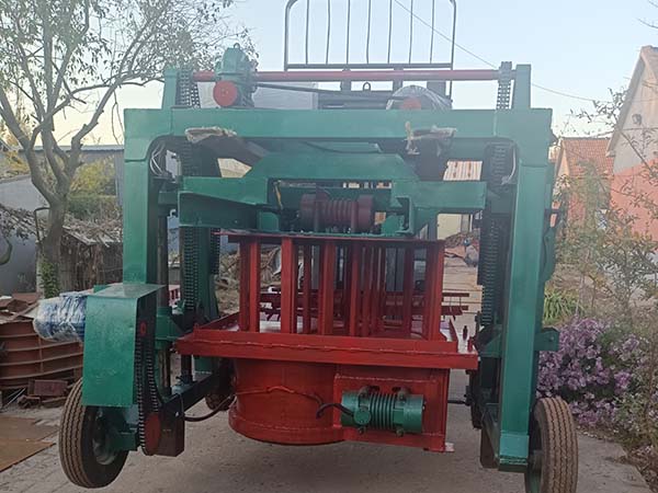 ∪型襯砌機(jī)